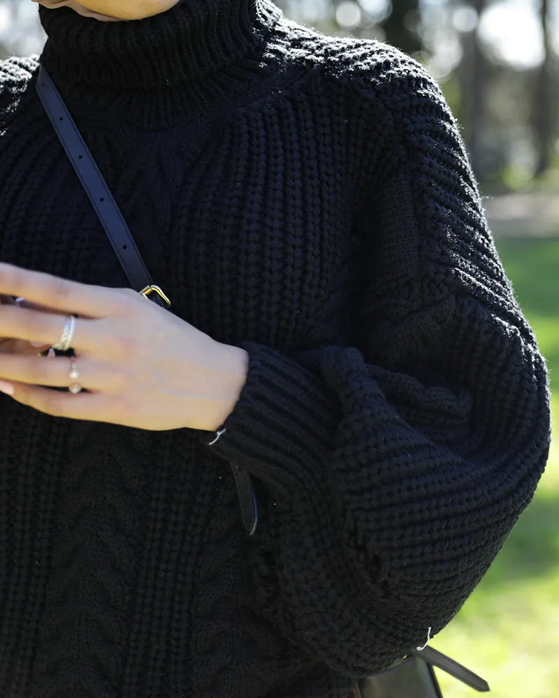 Oversize Cable Knit