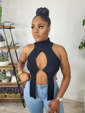 Turtleneck Front Ring Top (black)