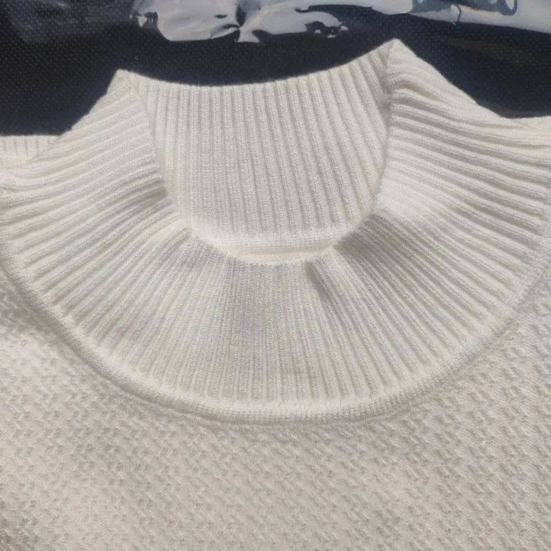 xiangtuibao - Short Sleeve Turtleneck Knit Pullover